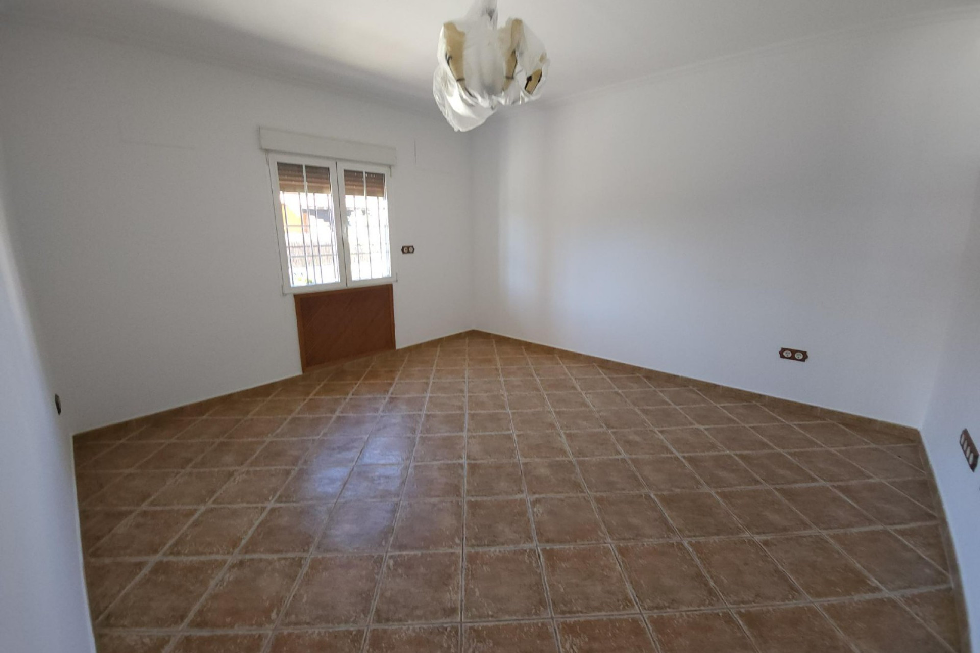 Revente - Villa with annex - Catral