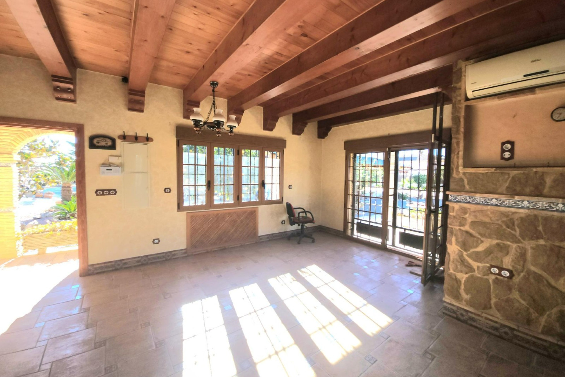 Revente - Villa with annex - Catral