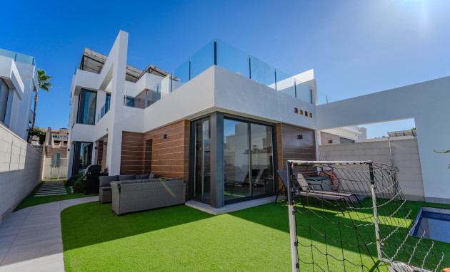 Semi detached Villa - Herverkoop - Benijofar - Benijofar - Village
