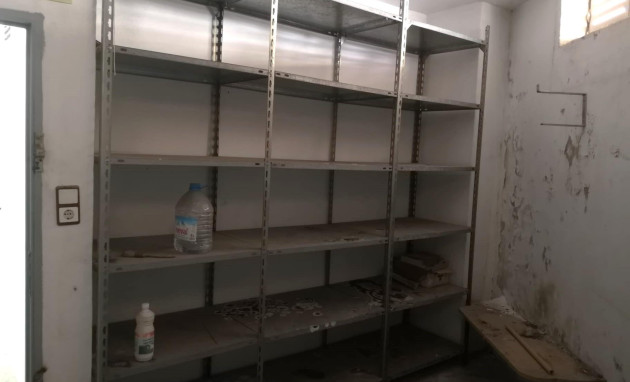 Storeroom - Reventa - Torrevieja - Estacion de autobuses