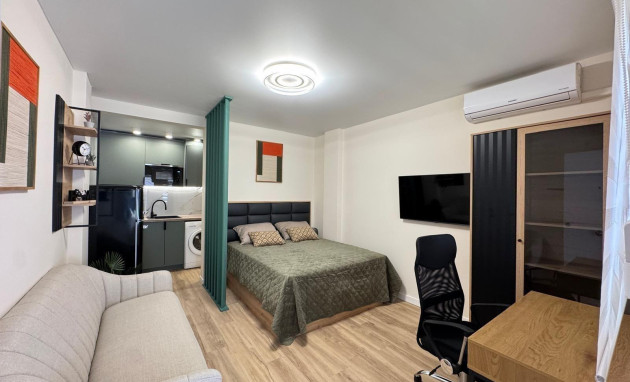 Studio - Revente - Torrevieja - SHL--95885