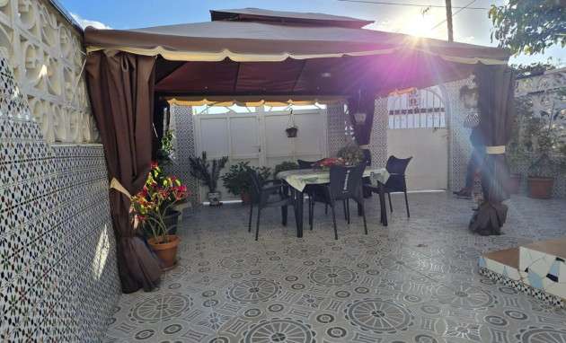Terraced house - Resale - Torrevieja - Centro