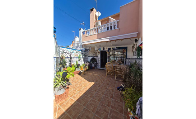 Terraced house - Resale - Torrevieja - Los Frutales