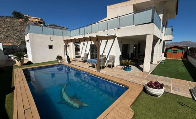 Villa Detached - Reventa - Cox - Cox