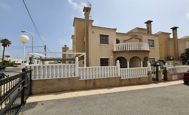 Villa - Herverkoop - Orihuela Costa - Orihuela Costa