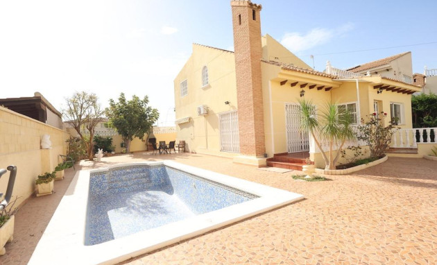 Villa - Herverkoop - Orihuela Costa - Playa Flamenca