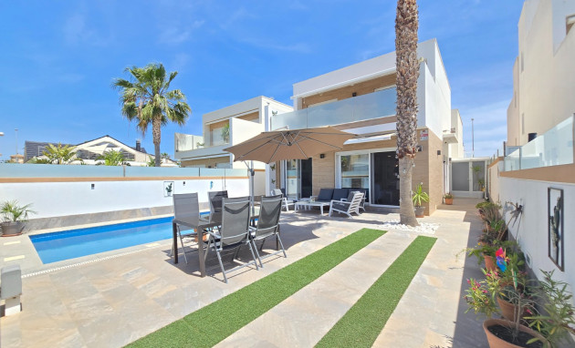 Villa * - Herverkoop - Pilar de la Horadada * - Pilar de la Horadada *