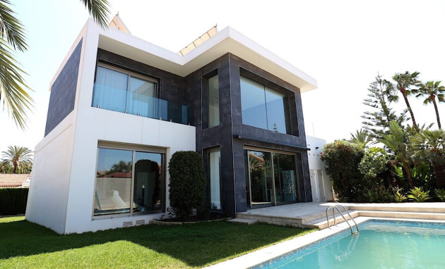 Villa - Herverkoop - Torrevieja - Los Angeles