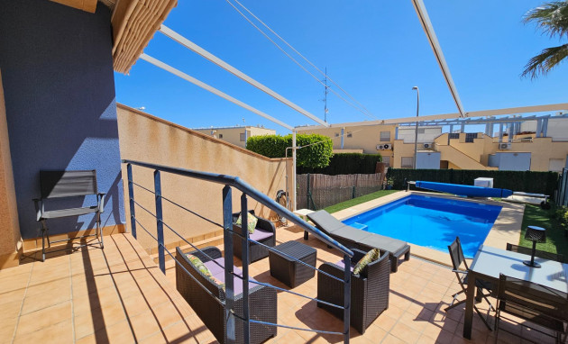 Villa - Herverkoop - Torrevieja - Punta prima