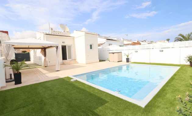 Villa - Herverkoop - Torrevieja - San luis