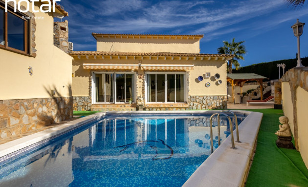 Villa - Herverkoop - Torrevieja - Torrevieja