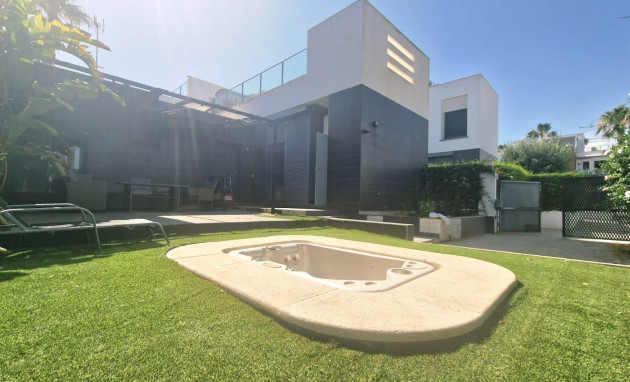 Villa - Resale - Algorfa - SHL--24977