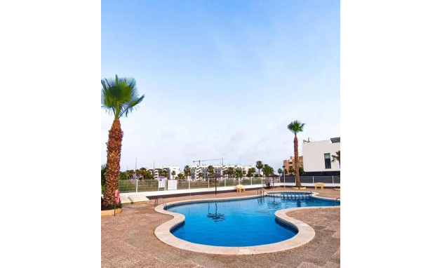 Villa - Resale - Guardamar del Segura - SHL--44780