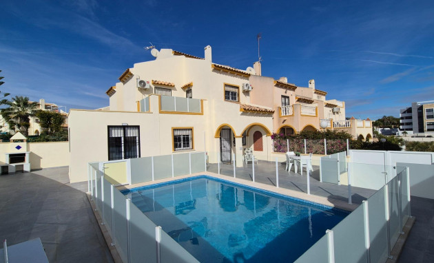 Villa - Resale - Orihuela Costa - La Zenia