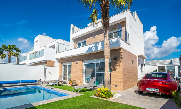 Villa - Resale - Pilar de la Horadada - Pilar de la Horadada