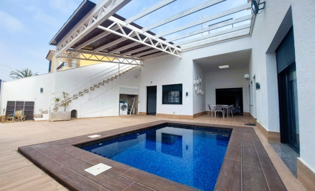 Villa - Resale - Pilar de la Horadada - Torre de la Horadada