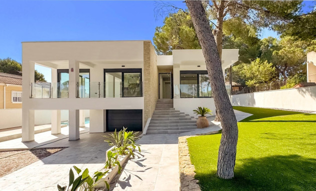 Villa - Resale - Torrevieja - Los balcones