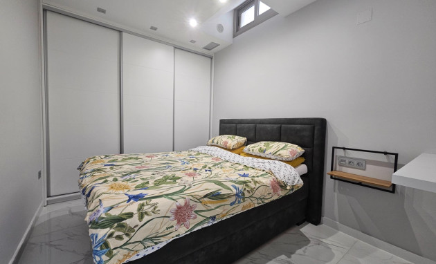 Villa - Reventa - Orihuela Costa - Villamartin