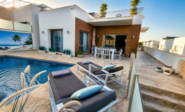 Villa - Reventa - San Miguel de Salinas - San Miguel de Salinas