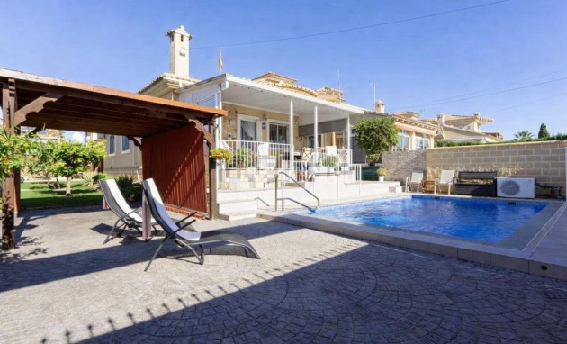 Villa - Revente - Torrevieja - El chaparral