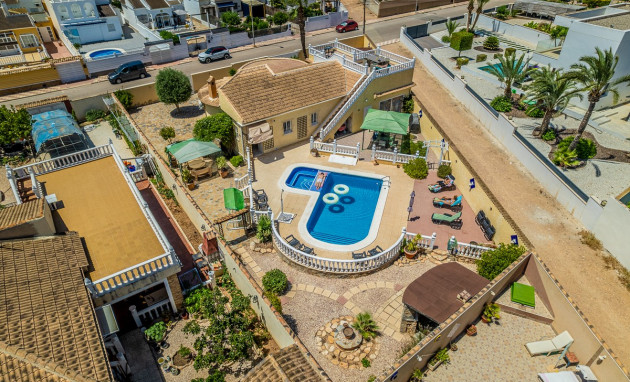 Villa - Revente - Torrevieja - La Siesta