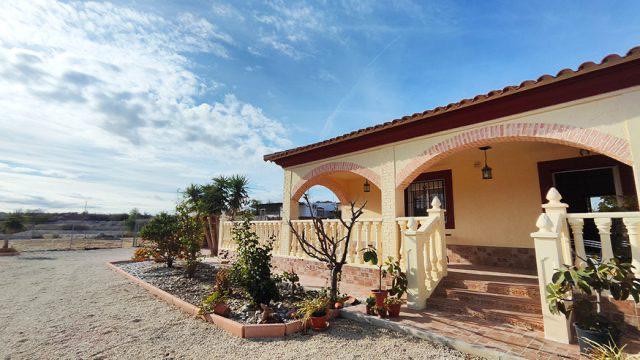 Property Image 3 Property Image 3