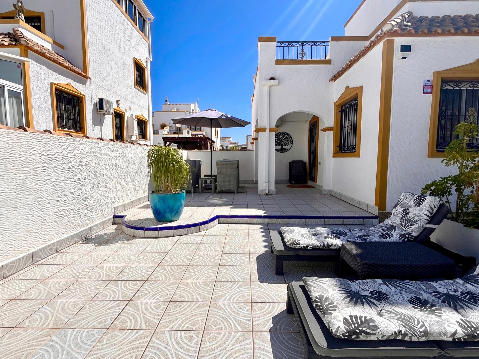 Property Image 4 Property Image 4