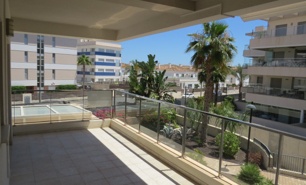 Reventa - Apartamento - Sin dormitorio - Orihuela Costa - Villamartín