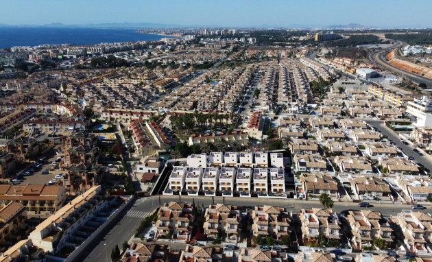 Obra nueva - Villa - Orihuela Costa - La Zenia