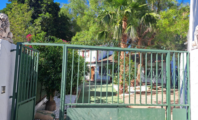 Resale - House - Orihuela