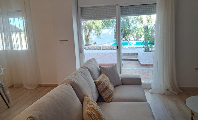 Resale - House - Orihuela