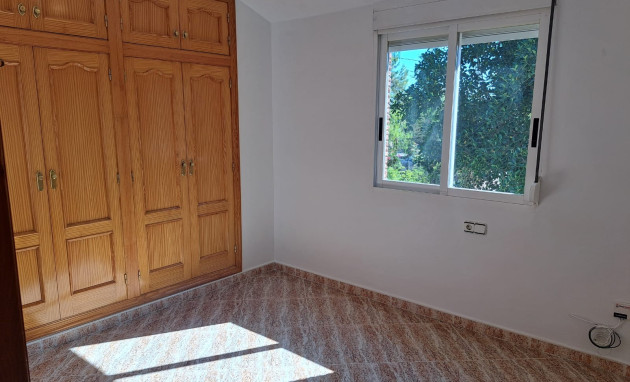 Resale - House - Orihuela