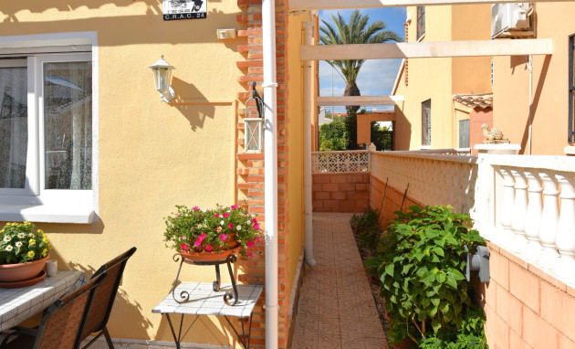 Resale - Villa - Orihuela Costa - La Florida