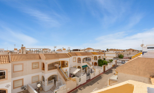 Herverkoop - Herenhuis - Torrevieja - La Siesta