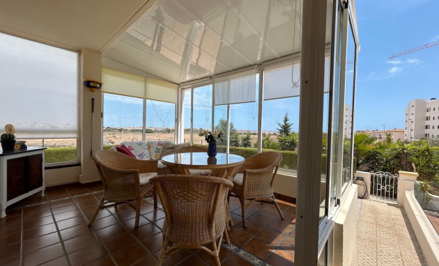 Resale - Apartment - Orihuela Costa - Villamartín