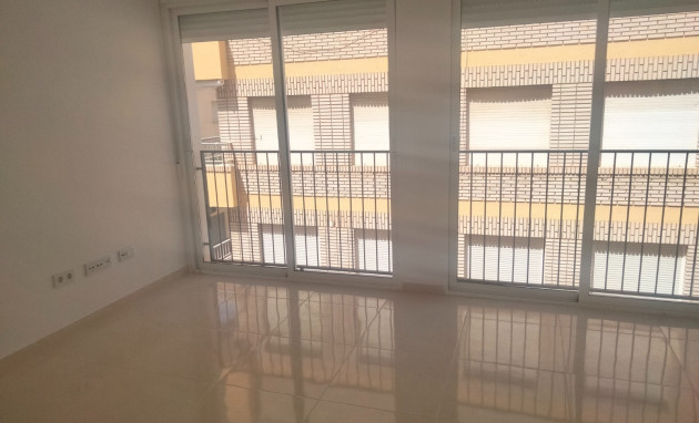 Reventa - Apartment - Aguilas - Center