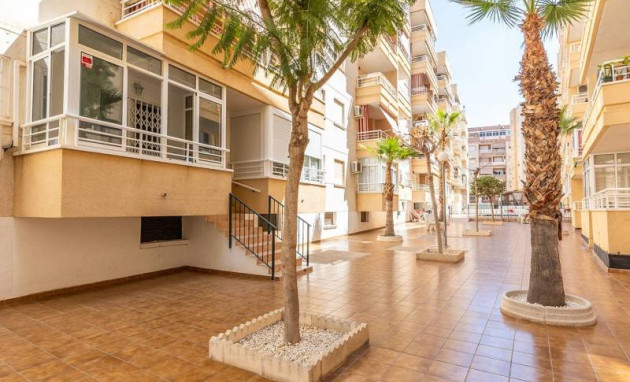 Revente - Apartment - Torrevieja - Estacion de autobuses