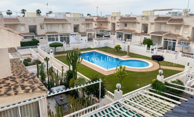 Revente - Bungalow - Rez-de-chaussée - Torrevieja - Sector 25