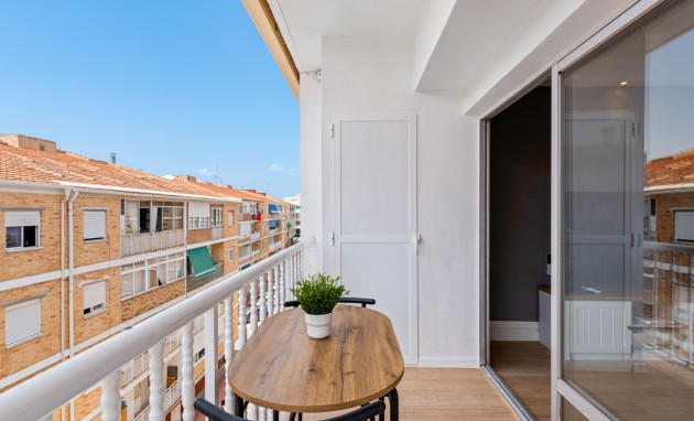 Revente - Apartment - Torrevieja - Centro