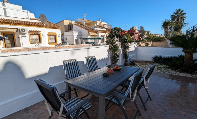 Herverkoop - Villa - Orihuela Costa - Las Mimosas