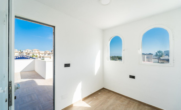 Reventa - Villa - Orihuela Costa - La Zenia