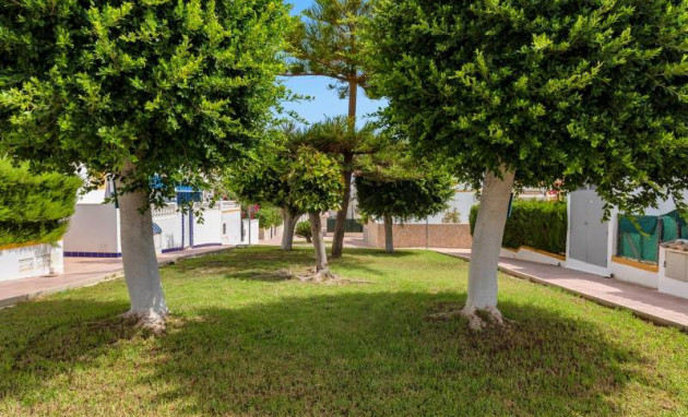 Resale - Terraced house - Torrevieja - Los altos