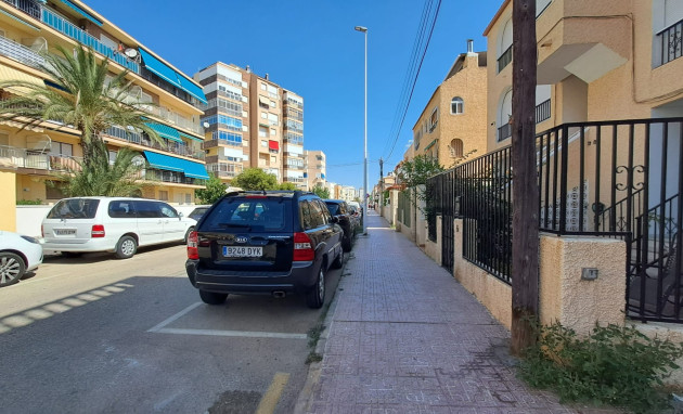 Herverkoop - Garage - La Mata