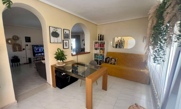 Resale - Detached House / Villa - Ciudad Quesada