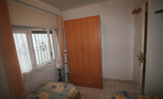 Reventa - Flat - Torrevieja - Paseo maritimo