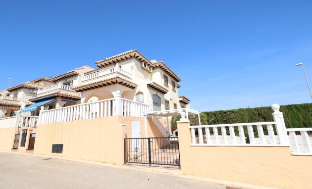 Revente - Terraced house - Orihuela Costa - Montezenia