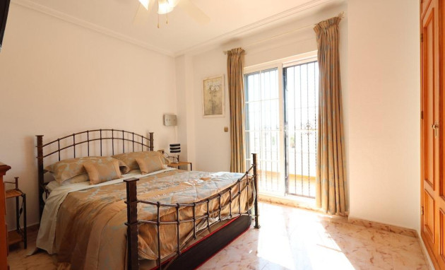 Resale - Terraced house - Orihuela Costa - Montezenia