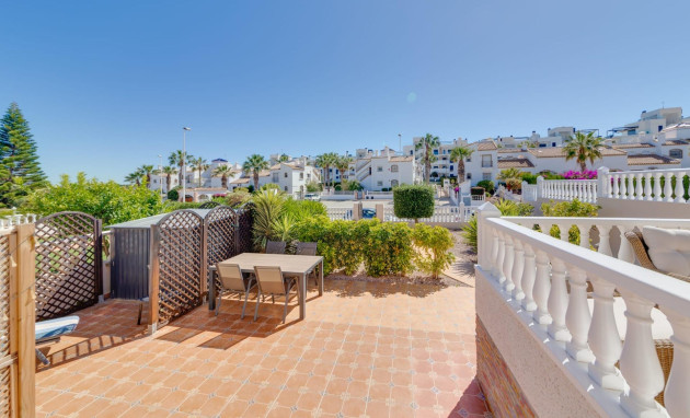 Resale - Villa - Orihuela Costa - Los Dolses