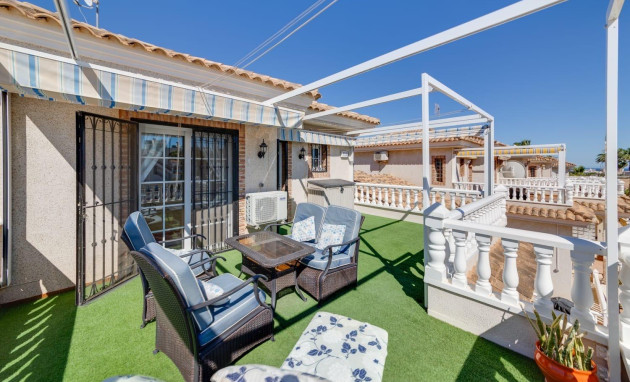 Resale - Villa - Orihuela Costa - Los Dolses