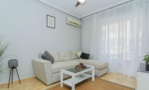 Herverkoop - Apartment - Torrevieja - Acequion